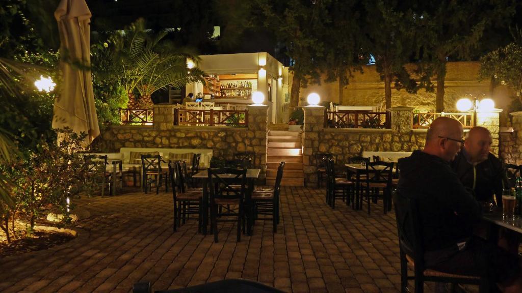 Oasis Hotel Masouri Exterior foto